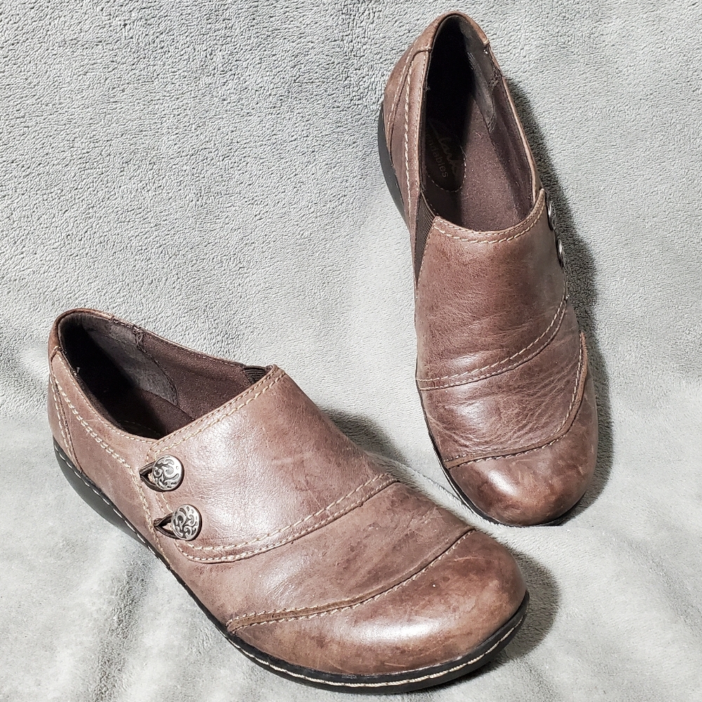 Clarks Bendables Brown Leather Slip On Size 9M Like New